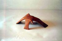 "Aire de repos", 1994 - Terre à grès - Annie Palisot.