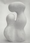 "Les deux soeurs", 1977 - Plâtre, h36 x 20 x 13 - Annie Palisot. Collection privée.