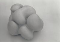 "Germe d‘un beau matin", 1978 - Plâtre, h22 x 24 x 30 - Annie Palisot.